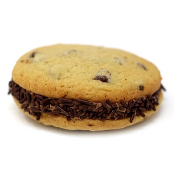 Ava’s Sandwich Cookie With Chocolate