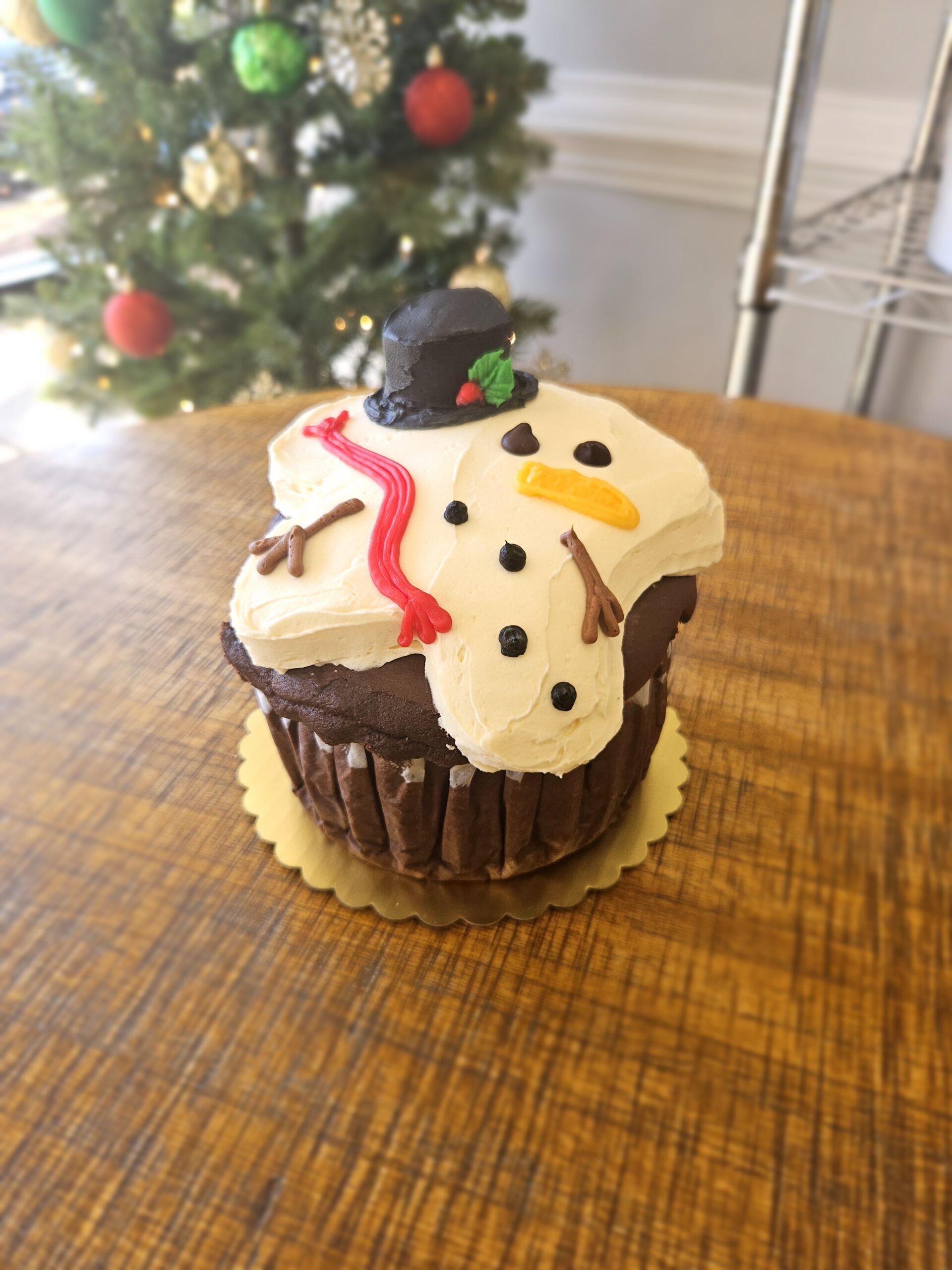 Melted Snowman Colossal Cupcake