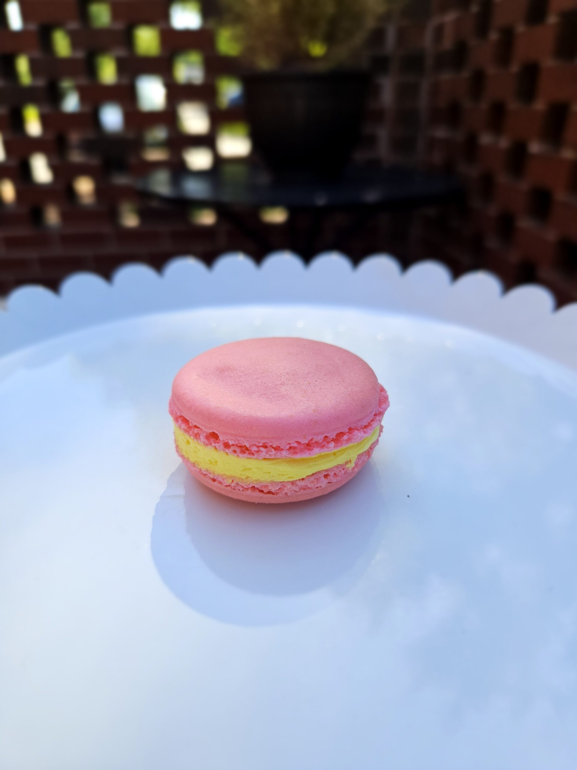 Raspberry Lemonade Macaron